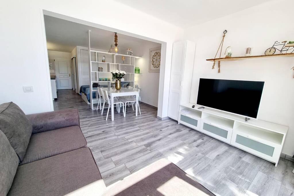Lina 25 Playa Roca Appartement