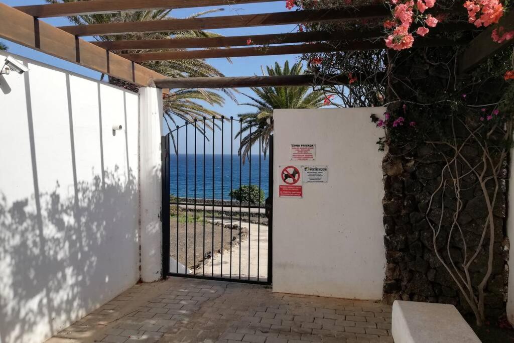 Lina 25 Playa Roca * Costa Teguise